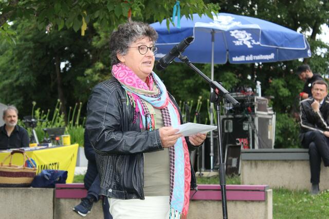 Doris Brock präsentierte die Gruppe "Pirapora" mit ihrem Eine-Welt-Laden in der Auenstraße und dem Stand auf dem Wochenmarkt.