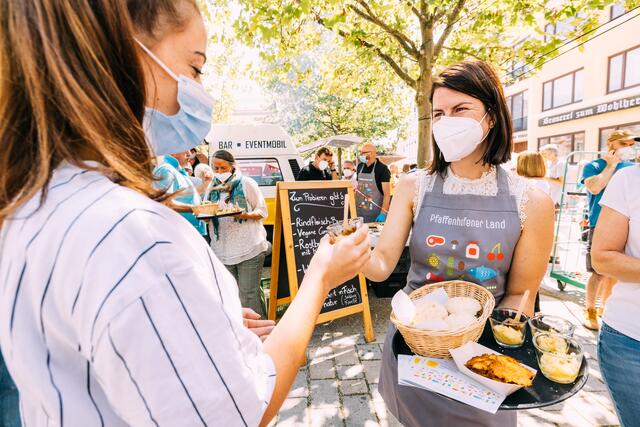 Geburtstags-Naschmarkt  | Foto: Lukas Sammetinger