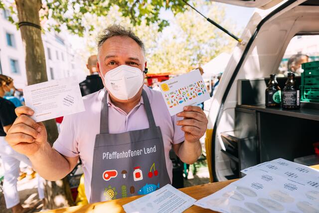 Geburtstags-Naschmarkt  | Foto: Lukas Sammetinger