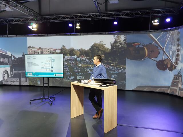 Einen Überblick über die wichtigsten Themen der Stadt gab Bürgermeister Thomas Herker am 25. November im PAFundDU-Livestream der Bürgerversammlung. Insgesamt konnten 4.000 Zugriffe auf den Stream registriert werden. Die Aufzeichung ist unter www.pfaffenhofen.de/buergerversammlung-2021 zu finden.