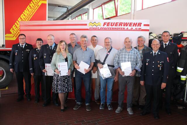 Ehrung für 40 Jahre Vereinszugehörigkeit und teilweise aktive Dienstzeit