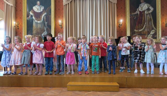 Die Kinder der musikalischen Früherziehung eröffneten das Jahresabschlusskonzert