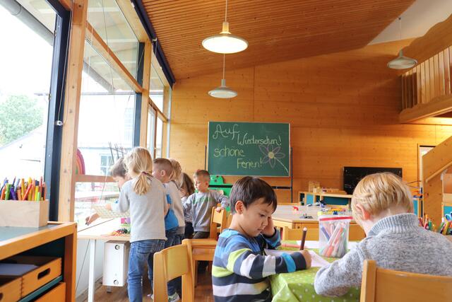 Die Stadt investiert weiterhin in die Betreuung ihrer Jüngsten: Derzeit wird die Kita Maria Rast in Niederscheyern zu einem Haus für Kinder erweitert. Ab dem Jahr 2024 ist der Neubau der Kita St. Elisabeth beim Volksfestplatz geplant. | Foto: Thomas Tomaschek 