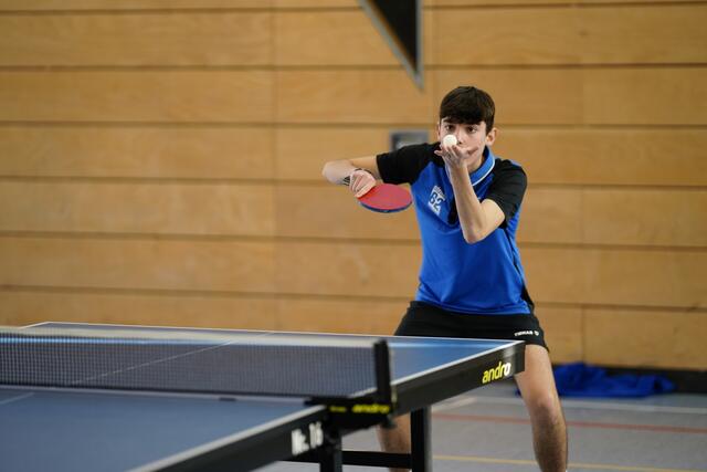 Bastian Prexl blieb bei der Jugend ungeschlagen und holte sich Gold nach einem 3:1 über Noah Hanft.