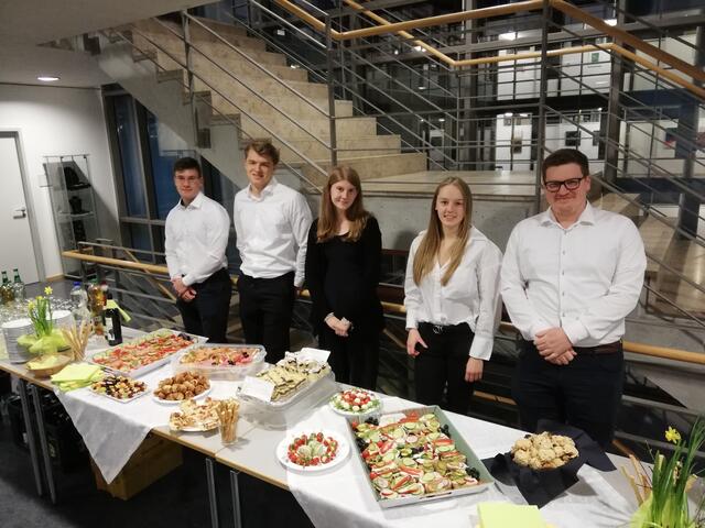 Buffet der Künstler