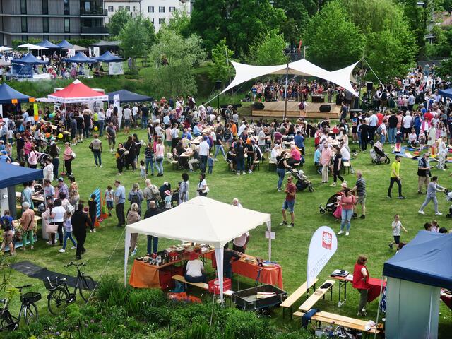 Festivalstimmung beim großen Neubürgerfest im Bürgerpark