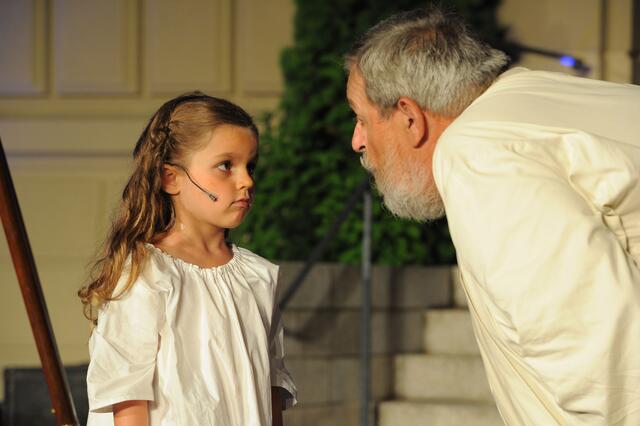  Johanna Lehmeier und Sepp Kainz in "Der Brandner Kaspar schaut ins Paradies" | Foto: Theaterspielkreis Pfaffenhofen