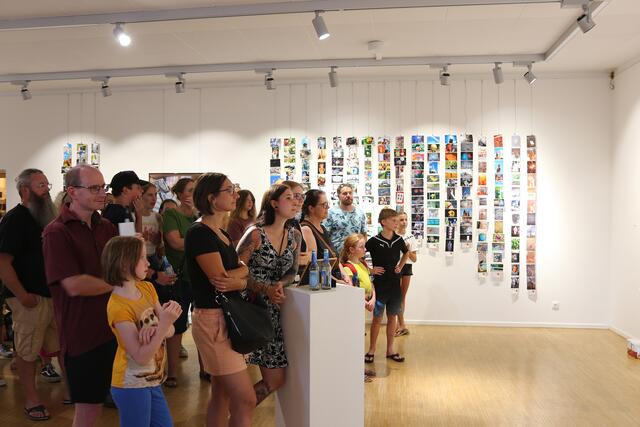 Wie jedes Jahr werden die Fotos der Teilnehmer der Fotogehgrafie in der Städtischen Galerie ausgestellt.  | Foto: Stadtjugendpflege