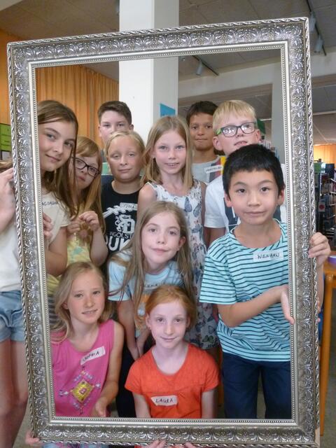 Die kleinen Teilnehmerinnen und Teilnehmer des Museumstags. | Foto: Stadtbücherei