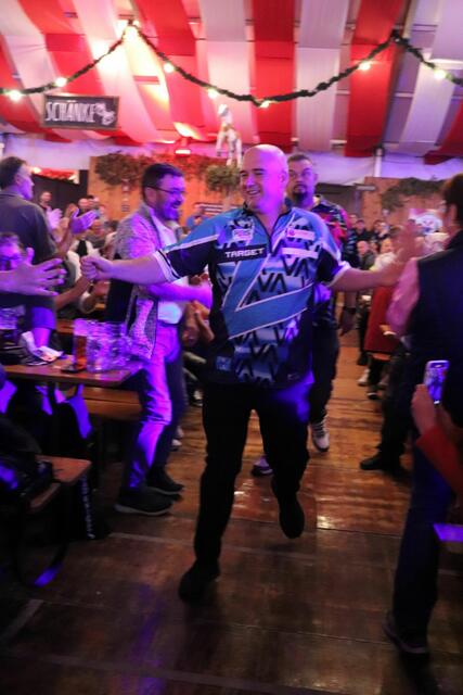 Walk on von Rob Cross
