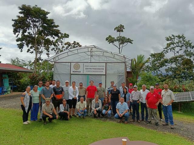 Team von Nortico in Turrialba setzt Inhalte der Pfaffenhofener Bodenallianz um. | Foto: Stadt Pfaffenhofen