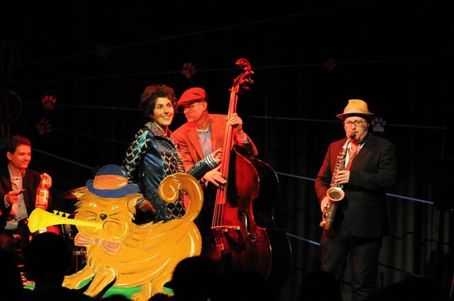 Mit Kater Matze erhalten Kinder spielerisch Zugang zur Jazzmusik. | Foto: Felix Francer