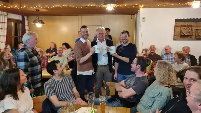 Verabschiedung der ehemaligen Vorstände (von links):
Florian Brunthaler, 2. Vorstand
Klaus Baumgärtl, 1. Vorstand
Sebastian Papperger, 3. Vorstand | Foto: Sabine Sopp