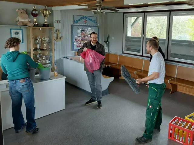 Reinigung des Wachraums | Foto: Wasserwacht Pfaffenhofen
