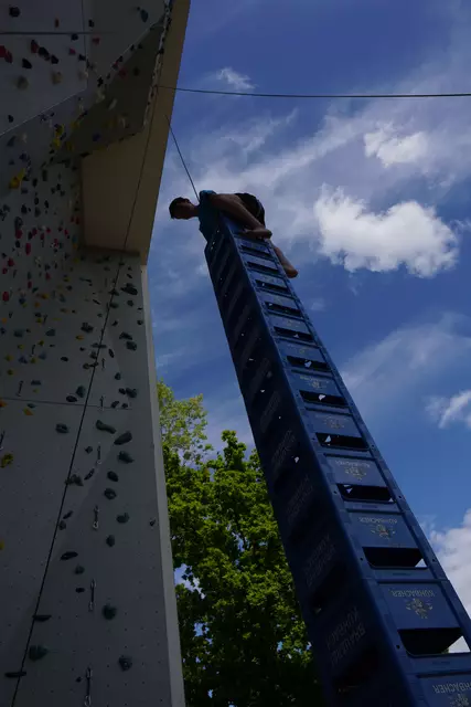 Nervenkitzel beim Bierkistenklettern | Foto: Markus Friedrich