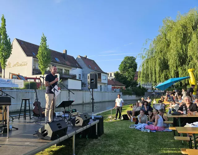 Bürgermeister Thomas Herker bei der Eröffnungsrede des Pfaffenhofener Kultursommer 2025.   | Foto: © Stadtverwaltung