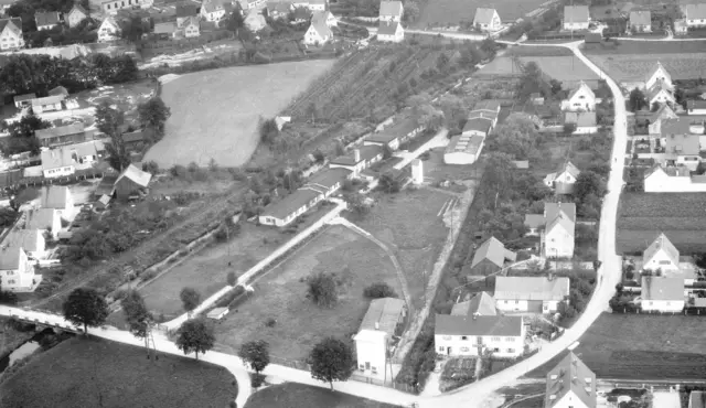 Am späteren Standort der Mädchenschule und des heutigen Gerolsbads befanden sich die Baracken der Luitpold-Werke (1957).  | Foto: Stadtarchiv Pfaffenhofen
