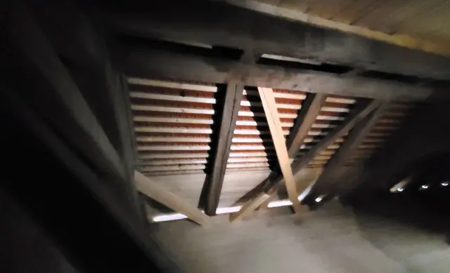 Die Überkreuz-Balkenführung stabilisiert das Dach bei Stürmen. | Foto: Heimat- und Kulturkreis Pfaffenhofen