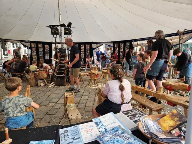 Schnitzzelt - Lange Nächte der Musik und Künste  | Foto: Stadtverwaltung