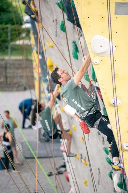 Nils Helsper beim 2. Paraclimbing Cup in München | Foto: Jakob Mehltretter