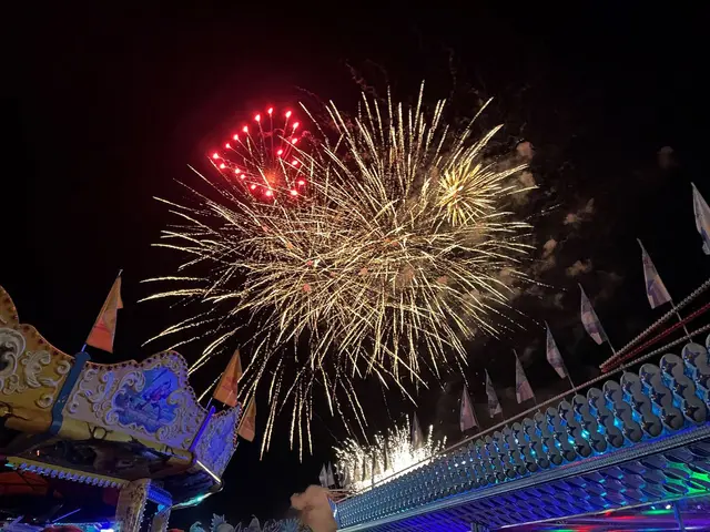 Mit dem Brilliant-Feuerwerk endete am Dienstagabend das Jubiläums-Volksfest.