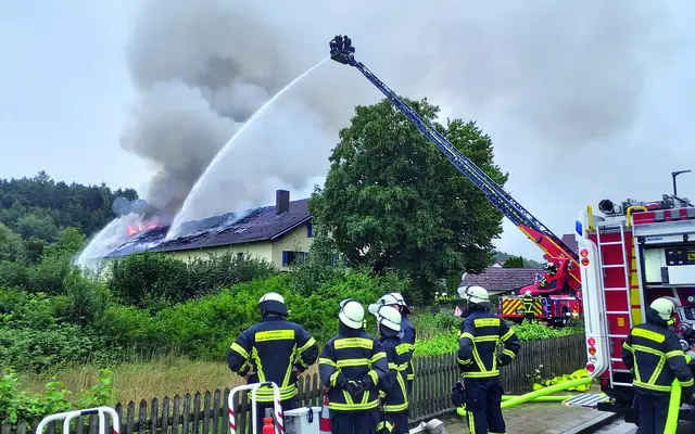 Die Drehleiter kommt bei Bränden und Personenrettung zum Einsatz. | Foto: Freiwillige Feuerwehr Pfaffenhofen