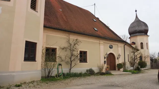 Das ehemalige Schloss von der Hofseite aus