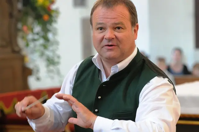 Max Penger wird an der Kubak-Orgel zu hören sein.