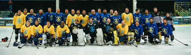 Die Mannschaften beim Spiel der Legenden im Rahmen unserer Jubiläumsfeier