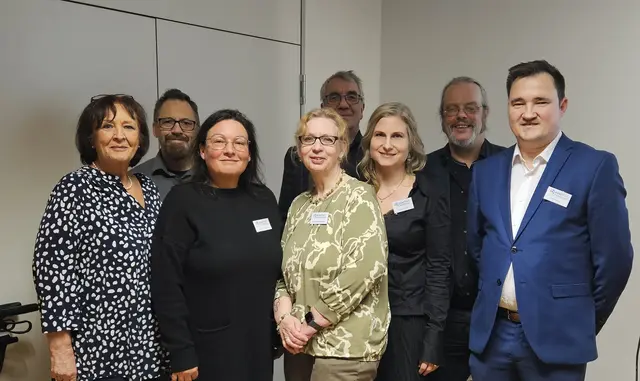 v.l.n.r.: Anke Chapman-Smets, Alexander Mörwald, Doris Schinagl, Petra Mildebrath-Wendt, Klaus Kuhn, Denise Antonioli, Volker Brockhaus, Andre Harney