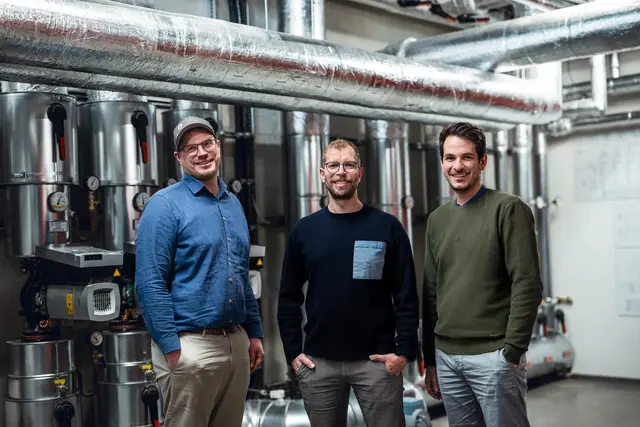 Die Projektverantwortlichen Georg Häring, Andreas Heilmeier und Lukas Hage (v.l.n.r.) freuen sich auf Rückmeldung.  | Foto: Stadtwerke Pfaffenhofen