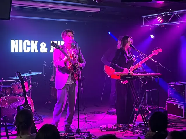 Nick &amp; June begeisterten die Gäste auf der intakt Musikbühne. 