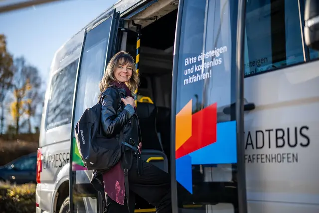 Ab August bedient erst mal ein „Expressbus-Bus“ die neue Stadtbus-Linie 4 zwischen Ostviertel und Ilmtalklinik.  | Foto: © Stadtbus GmbH