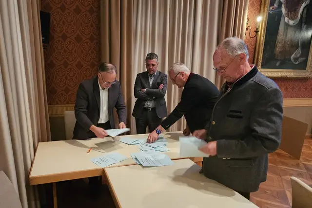 Wahlen des zweiten und dritten Bürgermeisters, Peter Heinzlmair und Roland Dörfler