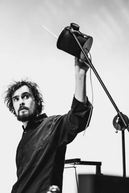 Mathias Lachenmayr - Münchener Kammerorchester und Mitglied im Ensemble für aktuelle Musik "der/gelbe/klang".
