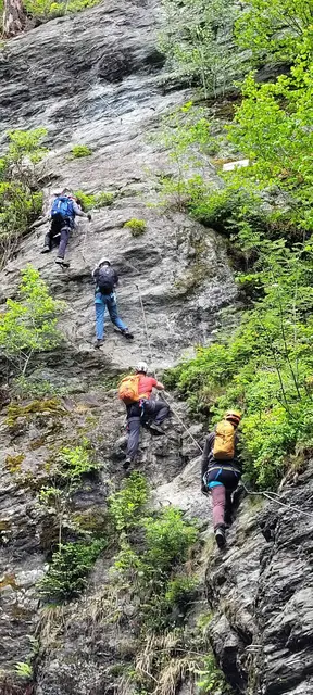 Klettersteig bis C/D und vertiefende Übungen zur Seiltechnik | Foto: Thomas Klotz