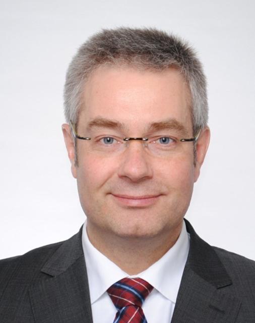 Nikolai Ardey, Bass