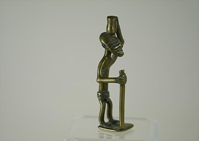Bronzefiguren zum Wiegen von Goldstaub aus Ghana, Renée Stelzer