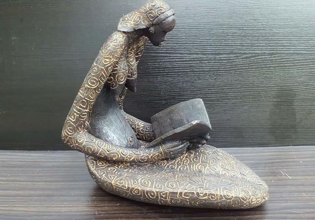 "received" von Nathalie Kassi Djakou, Nigeria