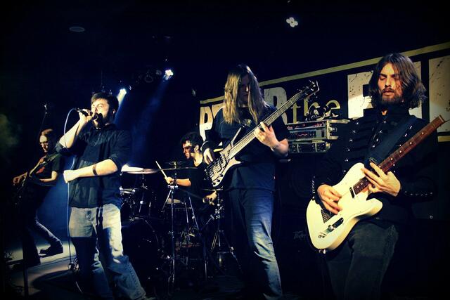 Die Band Prior the End beim Onstage 2022.